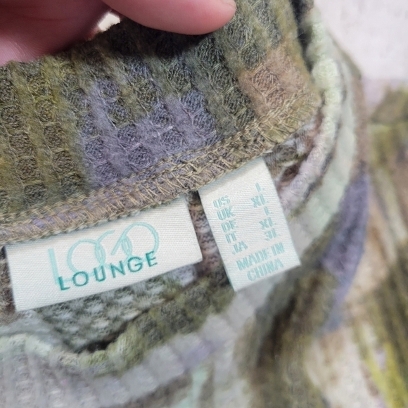 LOGO Flared tunic top size large - Picture 2 of 6